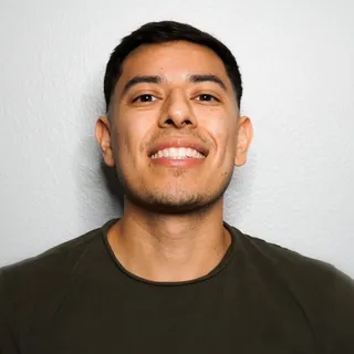 Fernando B.