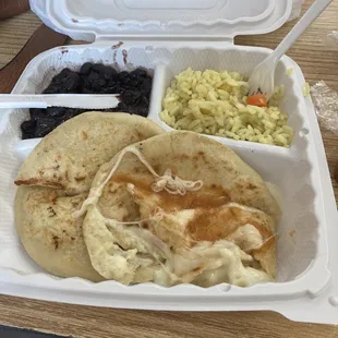 Cheese Pupusa platter