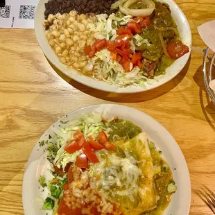 Green Chile Chop &amp; vegetarian sopapilla