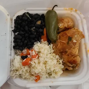 Stewed chicken to go!