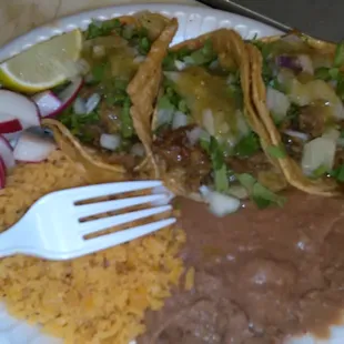 Sabrosos. Taquitos. De ASADA :-) :-) :-) :-)