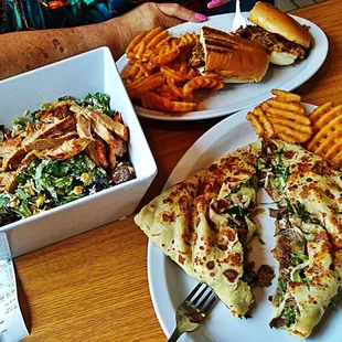 OMG 2nd visit Philly Steak Crepe, Steak Baguette n Grilled Chicken Salad WOWED