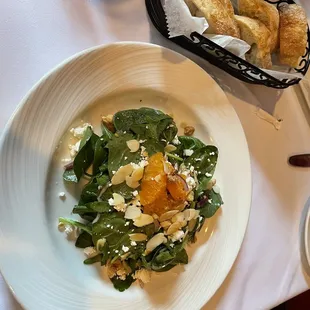 Spinach salad