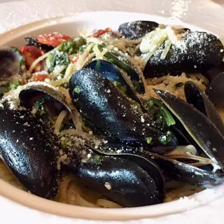 Mussels & Clams Stew