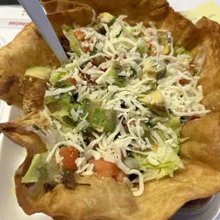 Taco salad with shredded beef, one of the best things in the menu.  My only draw back is the diced avacado could be a little fresher.
