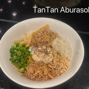 ramen and noodles, food