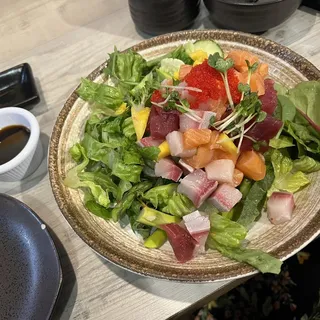 Toryumon Sashimi Salad