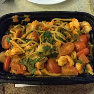 Spaghetti alla Chitarra e Gamberi (shrimp pasta)