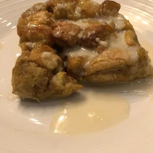Warm pumpkin spice bread pudding