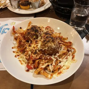 Spaghetti and meatballs