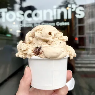 B3 scoop (micro). @_emwong_