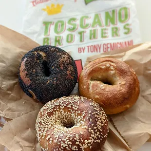 a bagel and two bagels