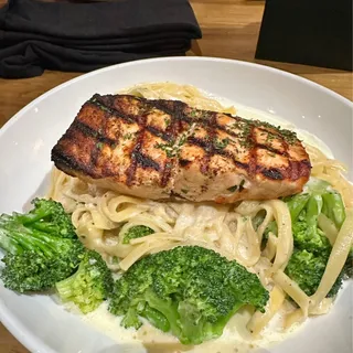 Fettuccine Alfredo