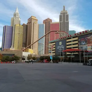 Toshiba Plaza will put you in a New York State of Mind.