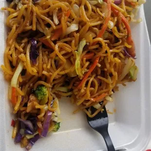 Chicken thigh yakisoba