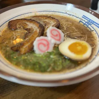 Tonkotsu Ramenwith straight white ramen,not the ramen on picture)