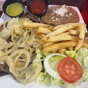 Bistec Encebollado Plate