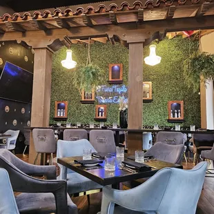 The ambiance is beautiful even for brunch!