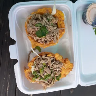 Tostones rellenos