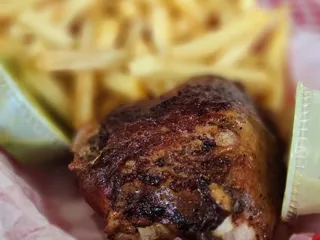 Cuenelli's Rotisserie Chicken & Grill