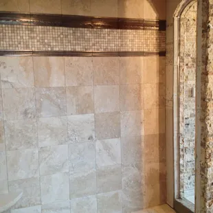 Shower and liner bar detail.