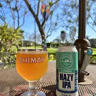 LOVIN&apos; THIS GREAT HAZY IPA ON A SUNNY DAY !