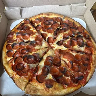 Delicious!! The Chong pizza.