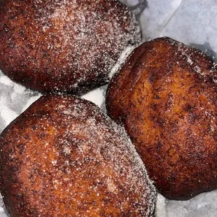 3 Empanadas (banana stuffed with custard)