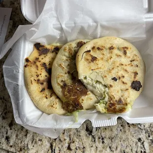 3 different pupusas