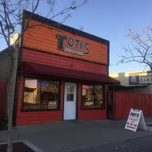 Welcome Toti's Pupuseria