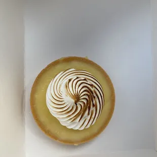 Lemon meringue tart