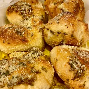 Garlic Knots