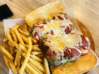 Josie's Pizza & Wings