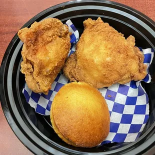 food, fried chicken, chicken wings, chicken wings and fried chicken, chicken, poultry, bbq wings, fried chicken wings, bbq chicken