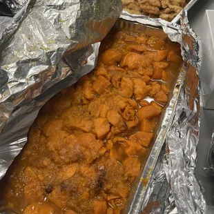 chicken wings and fried chicken, chicken wings, bbq chicken, bbq wings, fried chicken wings, chicken, fried chicken, poultry, food