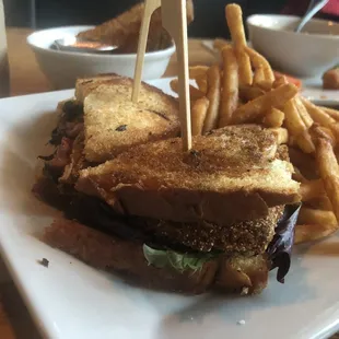 Paneer sando sub w fries