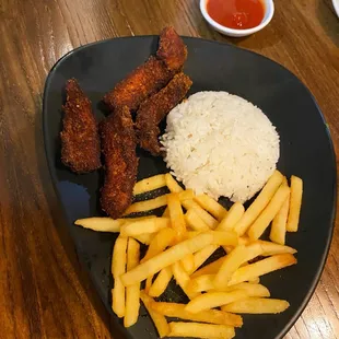 Kids meal (chicken tasted burned)