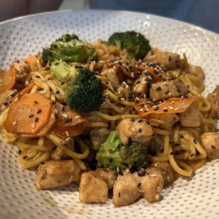 Chicken yakisoba