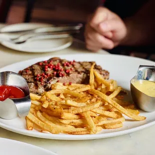 Toulouse Café and Bar