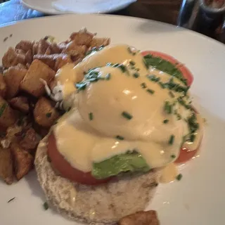 Eggs Benedict "Florentine" with Arugula and Roma Tomatoes