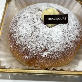 Vanilla Cream Donut