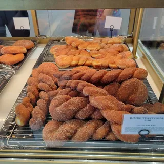 Twist Donut