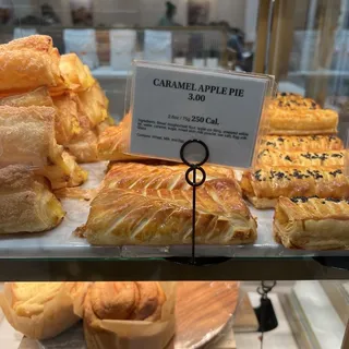 Caramel Apple Pie