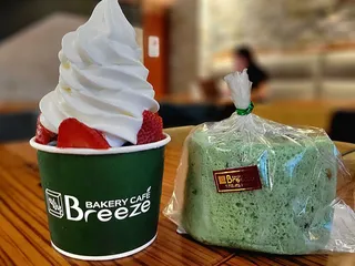 Breeze Bakery Cafe