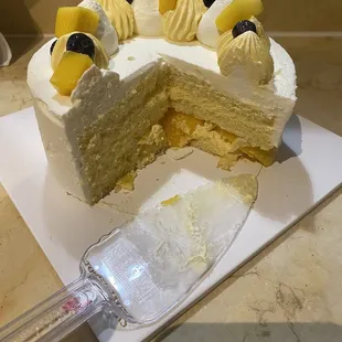 Mango cake