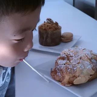 Almond Croissant