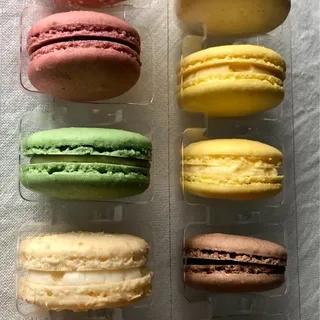Macaron Box of 10