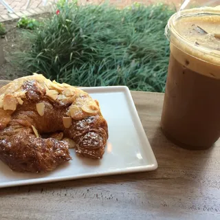 Iced Chai Tea Latte