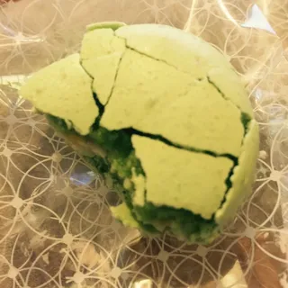 Pistachio Macaron GF