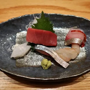 sushi, food, sashimi, sushi and sashimi
